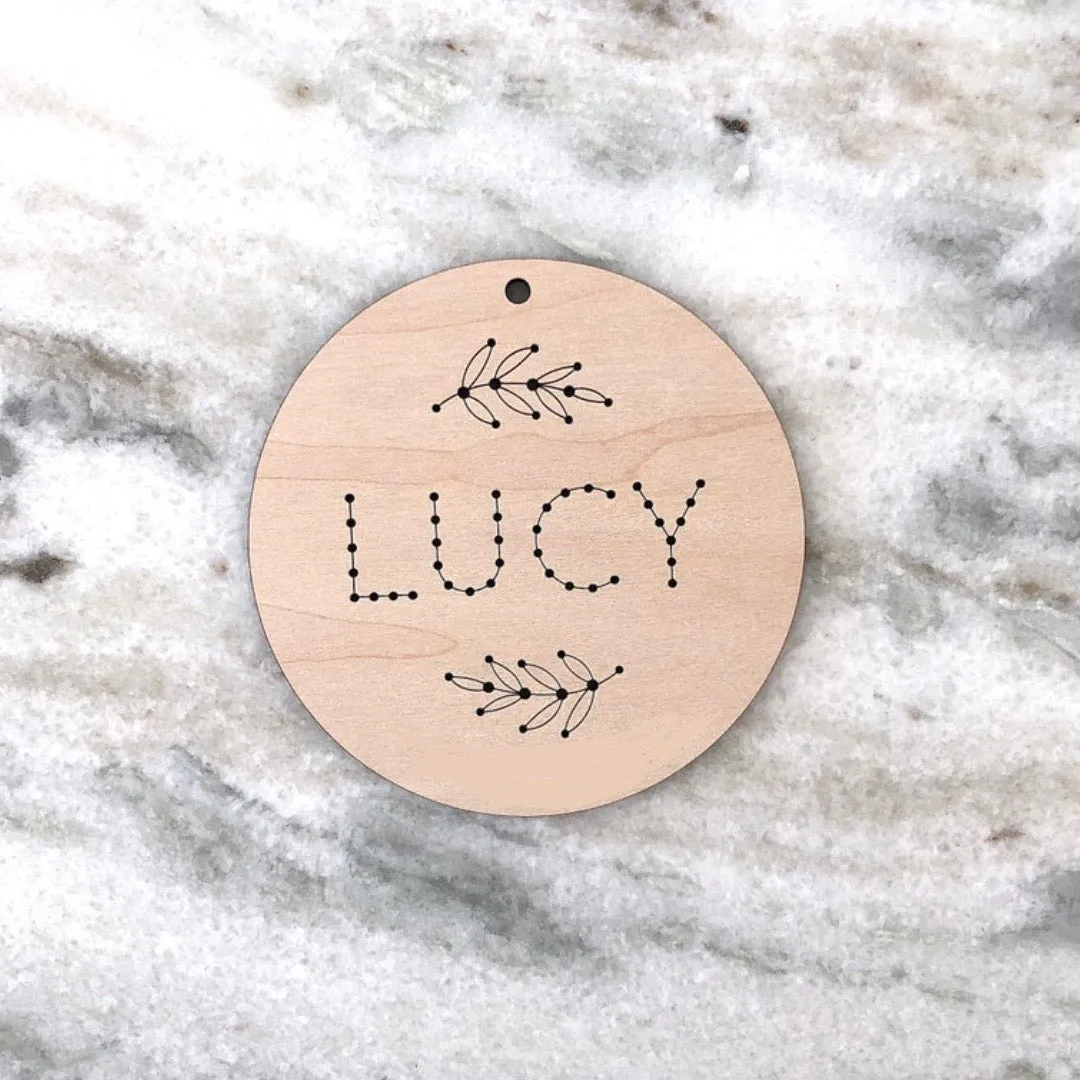4" WOOD EMBROIDERY ORNAMENTS - HOLIDAY WORDS