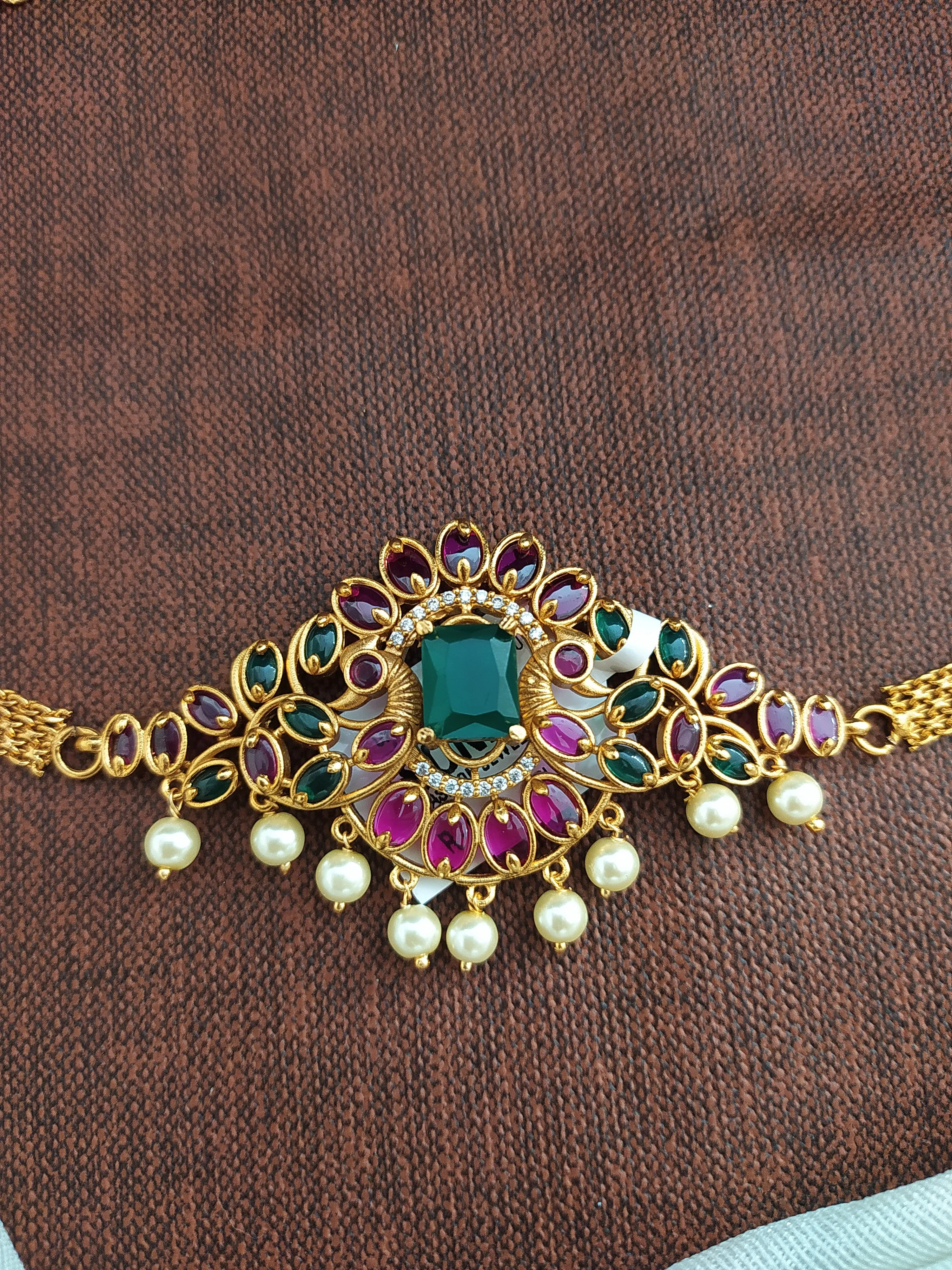 Elegant Matt finish Small Choker in Ruby and Green Color