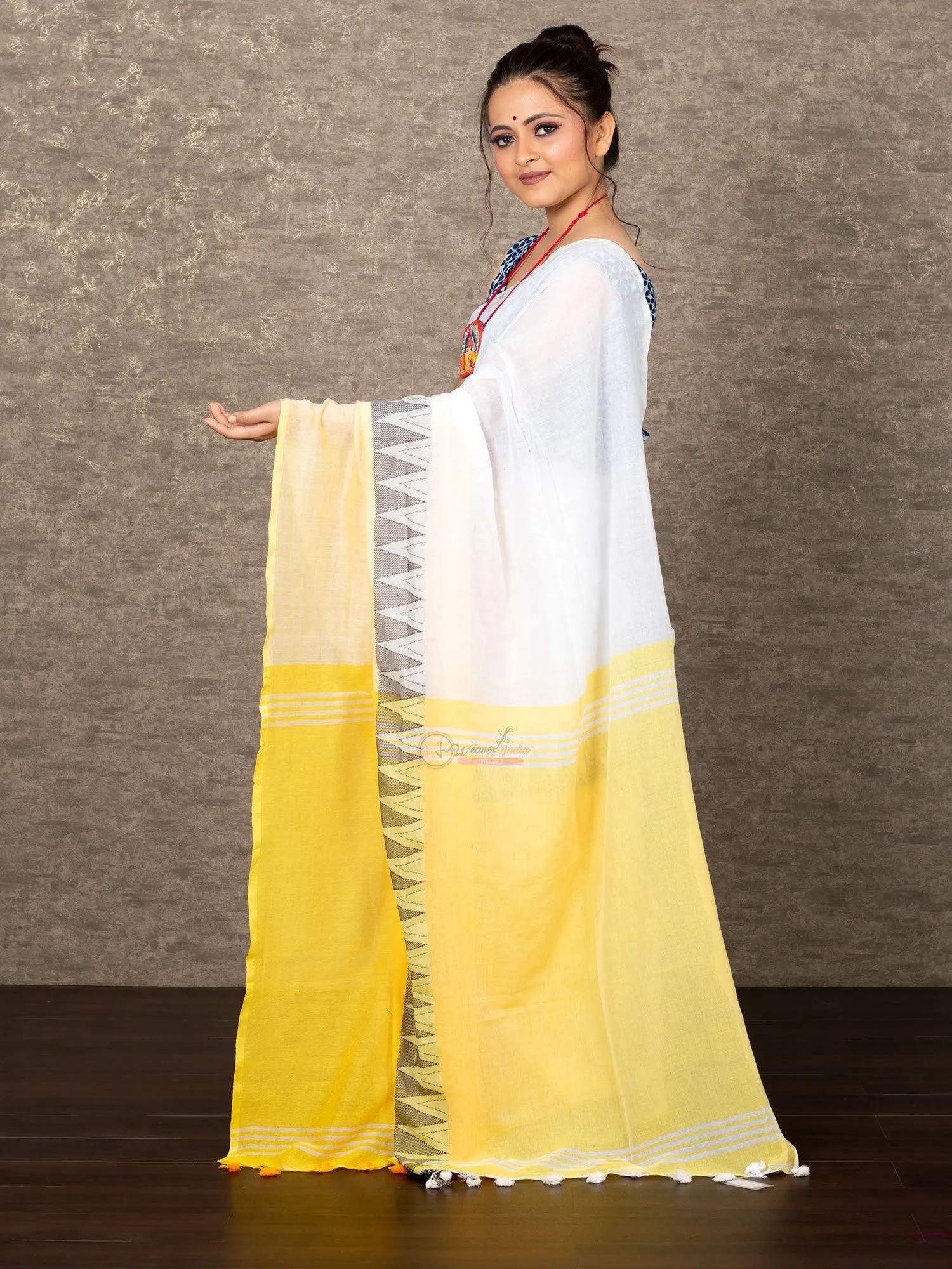 Elegant Multi Color Half Half Madhyamani Cotton Saree